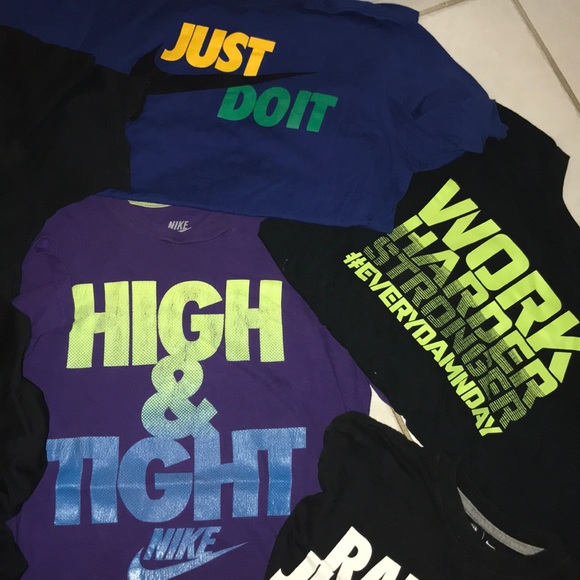 Lot of graphic Nike T-shirts (read description) - Picture 5 of 12